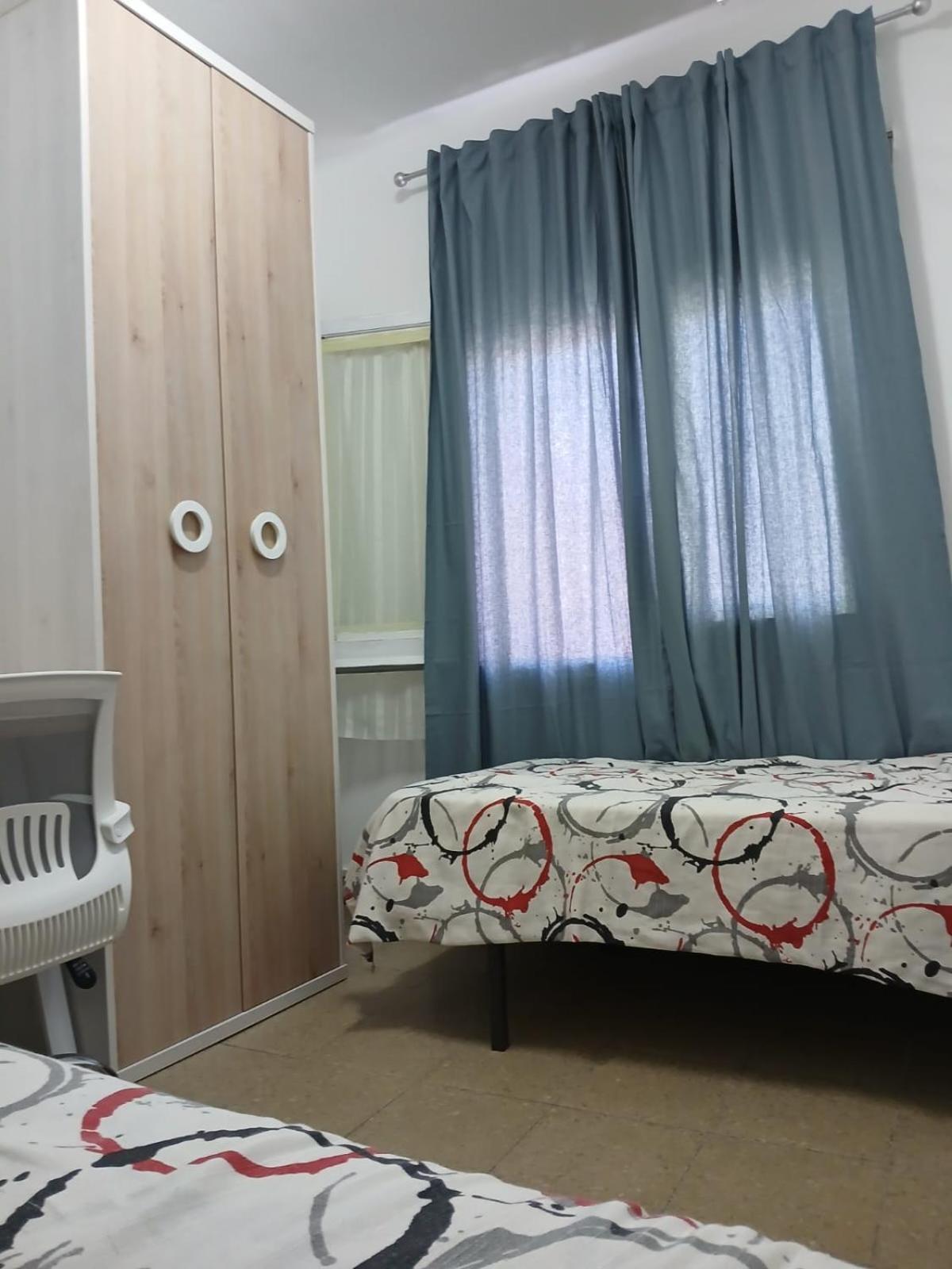 Hostal Ideal Gavà Exterior foto