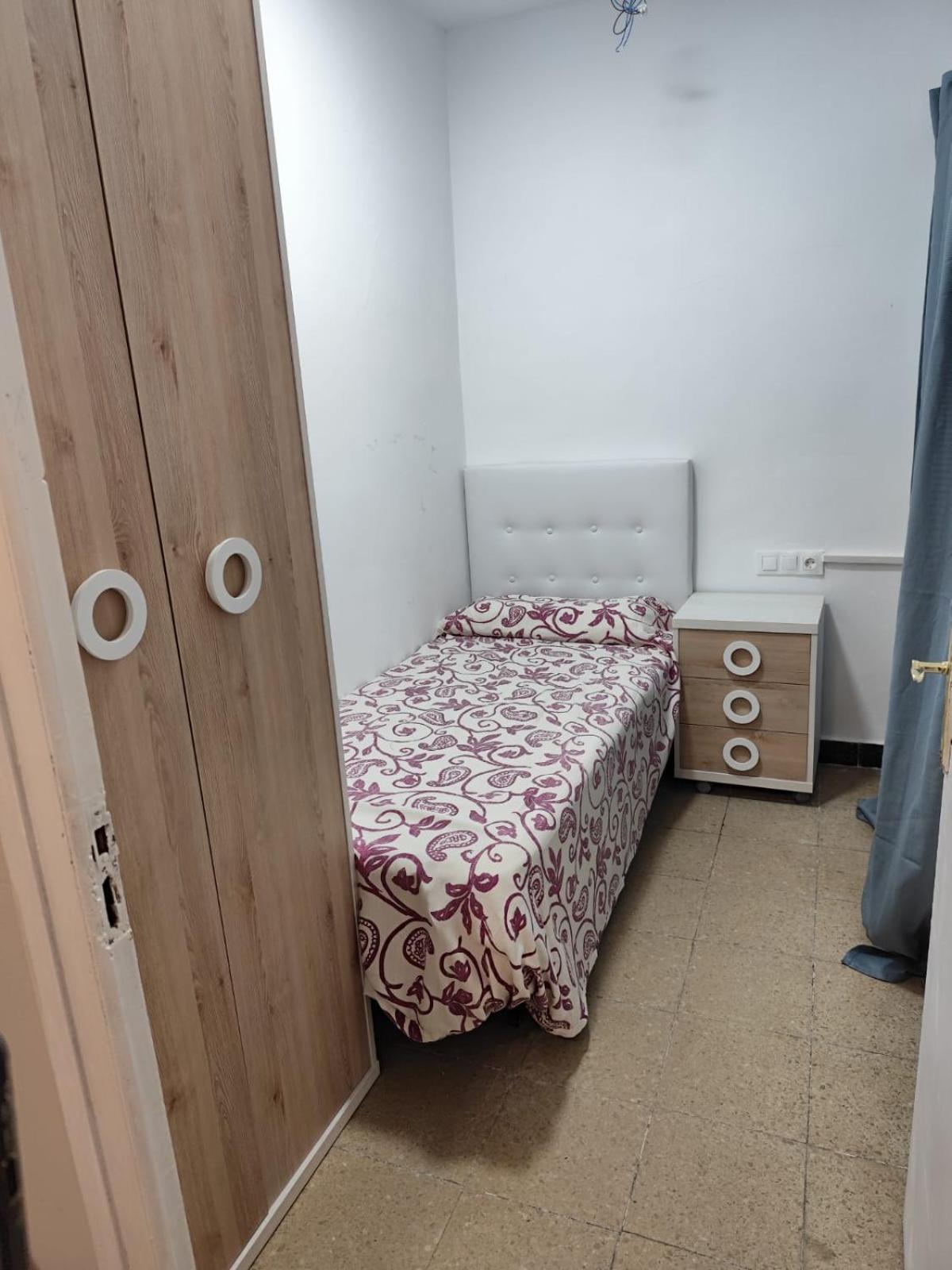 Hostal Ideal Gavà Exterior foto